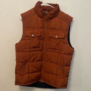 Men’s medium brown vest